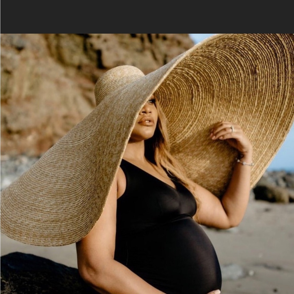 Oversized Straw Sun Hat